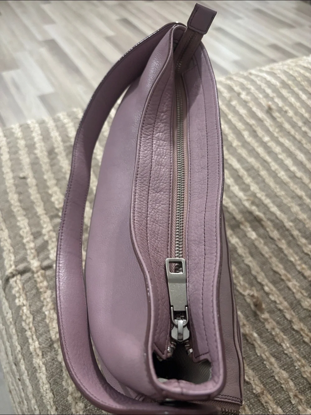 Fossil  Maya Leather Hobo Shoulder Bag in Dusty Pink